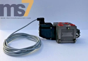 SAUER DANFOSS PVG 32 11048665 PROPORTIONAL VALVE W/157B4218 PVEO ACTUATOR #NEW - Picture 1 of 12