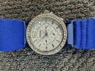 Fossil Women's CE1045 Riley White Dial Watch Blue Elastic Band New Battery - Image 1 of 4