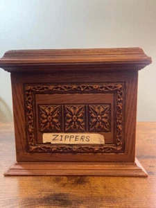 Caja de coser de madera sintética vintage años 70 renacimiento español #SC-1280 - Imagen 1 de 8