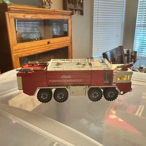 Vintage Siku Metz Flugfeld loschfahrzeug Fire Truck Model V 332 Germany Die Cast - Picture 1 of 9