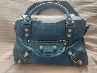 Bolso de hombro Balenciaga de cuero gigante con tachuelas azul de 2 vías sin usar Foto 1 de 4