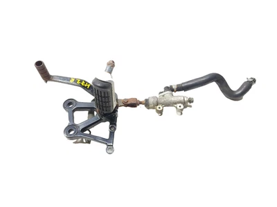 Clavija delantera derecha Honda CBR1000F 1987 1988 Hurricane con pedal de freno OEM Foto 1 de 4