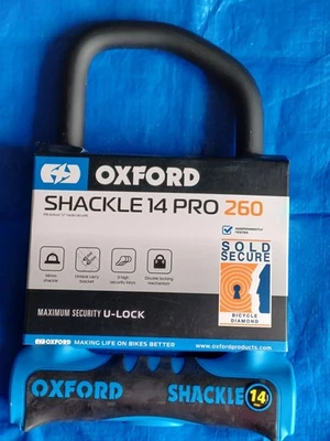 Oxford Shackle 14 Pro lock.  Sold Secure Diamond rated.  RRP £47.  - Image 1 of 4