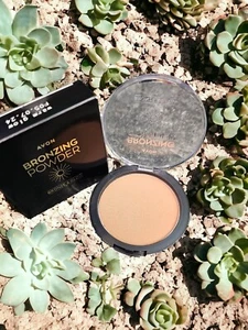 Avon Bronze & Glow Bronzepuder Farbe Warm Glow Glanz Kompakt Puder Bronzer - Bild 1 von 5