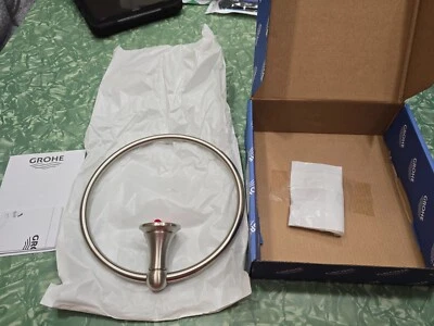 Anillo de toalla Grohe Seabury 8" níquel cepillado 40158ENO Foto 1 de 3