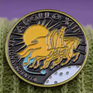Space Enamel Pin Apollo 13 - Picture 1 of 7