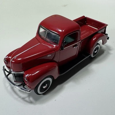 NIB Matchbox Models of Yesteryear YTC03-M 1940 Ford Pickup COA - Image 1 of 4
