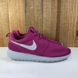 nike roshe one pink
