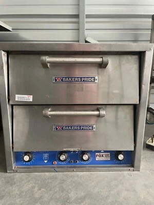 Horno de cubierta Bakers Pride (md) modelo DP2 Foto 1 de 4