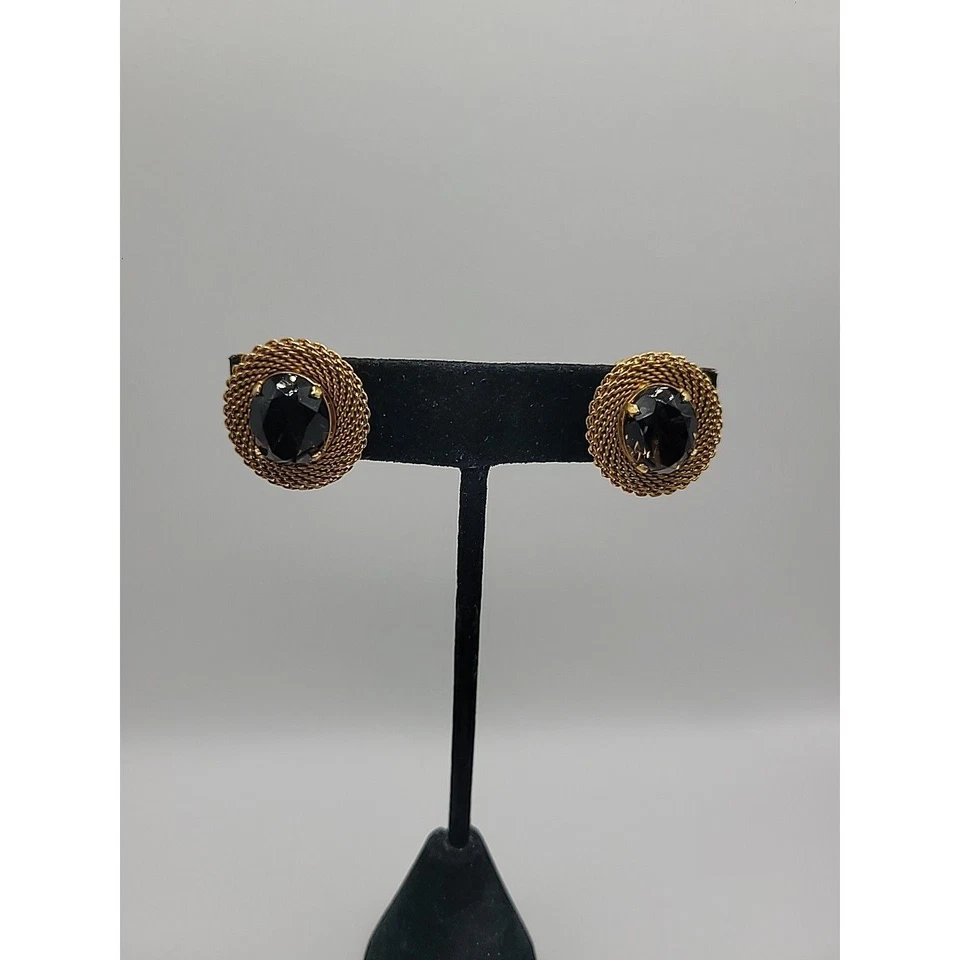 Pendientes de clip de malla de cuerda tono dorado vintage centro de vidrio marrón ahumado Foto 1 de 4