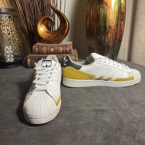 Adidas Originals Superstar Hazy Yellow (Yellow, White & Black) - Size 11 - Picture 1 of 7