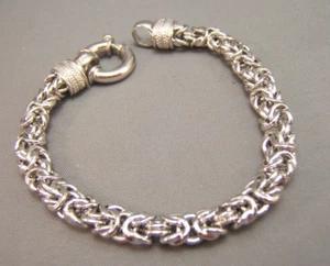 Brazalete de cadena bizantino de plata de ley de 7,25" con 2 pequeños diamantes - Imagen 1 de 6
