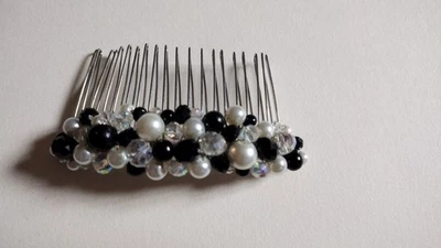 Peine de pelo con cuentas blanco y negro novia, dama de honor, graduación, boda, accesorios  Foto 1 de 4