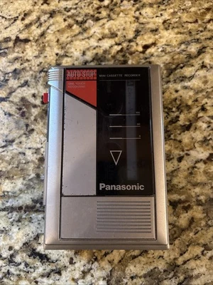 Vintage Panasonic Mini Cassette Recorder Model RQ-345 Japan Wont Eject Tape - Image 1 of 4