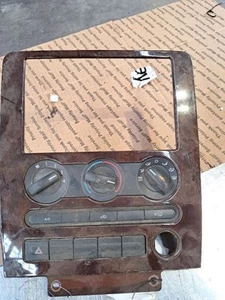 Climate AC Heat Temperature Control Front AC Manual Control Fits 05-07 FIVE HUND - Picture 1 of 3