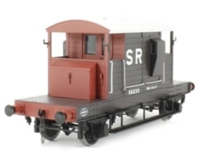 Dapol 7F-100-002 O gauge Brake Van 56235 SR Brown/Red Large Letters new in box - Picture 1 of 10