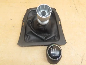 2020 Suzuki Vitara Boosterjet Hybrid - Gear Knob & Gator 6 Speed Manual (B17) - Picture 1 of 3