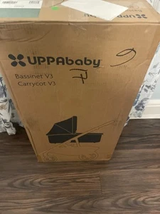 UPPAbaby Bassinet V3 - Compatible with Vista, Cruz, Ridge Strollers Color Gwen - Picture 1 of 15
