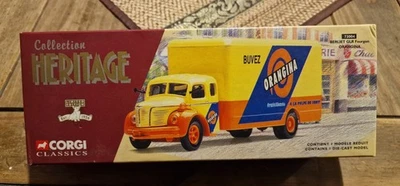 CORGI ESCALA 1:50 73004 - BERLIET GLR FOURGON ORANGINA - AMARELO/LARANJA  - Imagem 1 de 3