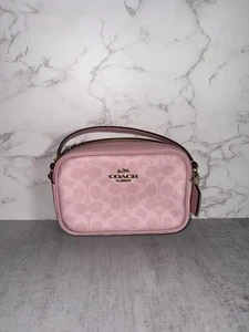 COACH Powder Pink Jamie Crossbody Camera Bag Signature Canvas CY752 - Picture 1 of 10