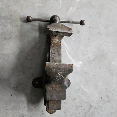 Tornillo de banco Samson 5253 vintage mordazas de 3 1/2”, capacidad de 5" Foto 1 de 4