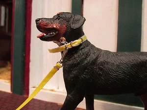 Jaapi Yellow/Yellow Chevron lg dog collar - fits Breyer Companion Animal models - Picture 1 of 1