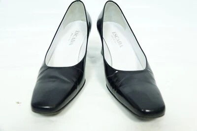 Escada Black Patent Leather Women's Pump Heels Dress Up Shoes sz 5.5 Italy - Image 1 of 4