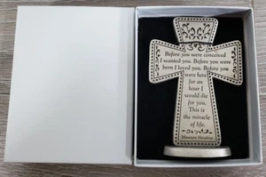 Maureen Hawkins Milagro de la Vida Tono Plateado PEQUEÑO SOPORTE CRUZADO Bebé Regalo Nuevo - Imagen 1 de 6