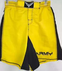 Friction Athletics Fight Gear Army schwarz gelb Herrenshorts 2XL Taille 38" - Bild 1 von 5