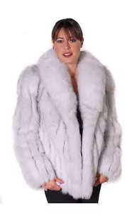 Madison Avenue Mall Women's Real Natural Blue Fox Fur Jacket Coat - 25" - Picture 1 of 3