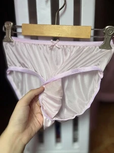 Vintage Panties Nylon Thailand Size 6 Hip 36-40 Inch Bikini NWOT Lights Soft - Picture 1 of 7