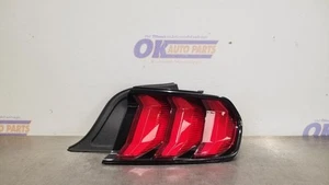 22 FORD MUSTANG GT TAIL LIGHT LAMP ASSEMBLY RIGHT PASSENGER - Picture 1 of 12