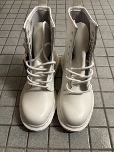 Doc Dr Martens 1460 Mono All White Smooth Leather Boots Women's Size 6 - Picture 1 of 3