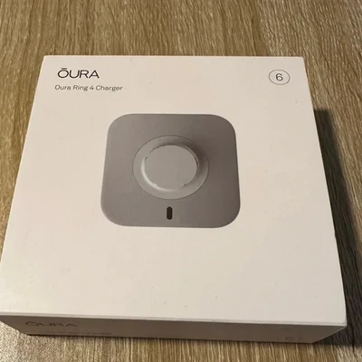 Oura Ring Gen 4 Gold Sz 6 - Image 1 of 4