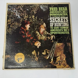 Fred Bear America's No.1 Bowhunter Secrets of Hunting Vinyl LP Record Curt Gowdy - Picture 1 of 3