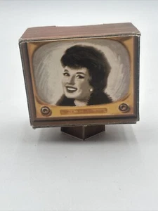 Tammy's Ideal House Vintage 1963 Folding Cardboard Doll House Television Set Tv - Picture 1 of 7