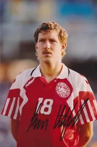 Kim Vilfort original signiertes Foto 10 x 15 cm - Bild 1 von 1