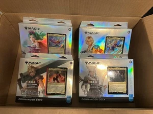 Magic The Gathering Final Fantasy Edición Coleccionista. Paquete Commander Deck EN MANO - Imagen 1 de 4