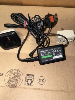 PSP - Fuente de alimentación genuina del Reino Unido / Cable de carga / Cargador / Adaptador de CA - PSP103 Foto 1 de 4