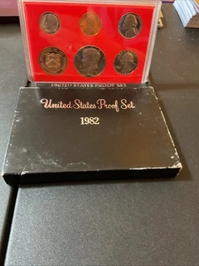 United States Proof Set 1982 Complete 6-Coin Set with Box - Picture 1 of 9
