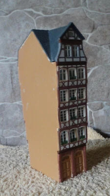 Faller   aus B-911  (Spur H0)  schmales Haus  Römerberg - fertig gebaut   - Bild 1 von 4