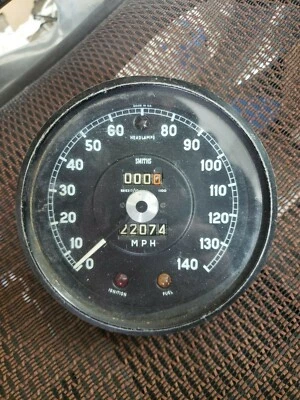 Velocímetro 140 MPH marca Smiths para Jaguar MKII 3,4 L y 3,8 L SN6317/10 Foto 1 de 4