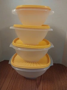 Vintage TUPPERWARE CLEAR Servalier Container NESTING BOWLS/LIDS #858,836,838 840 - Picture 1 of 9