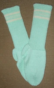 NEW Warm and Soft Hand Knit Socks (8.5 inches length) - Picture 1 of 1