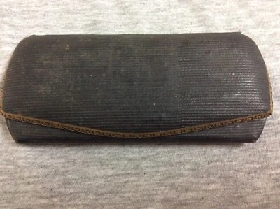 Antiguo estuche para gafas Jean-Pierre Meunier St. Jean Quebec Foto 1 de 4