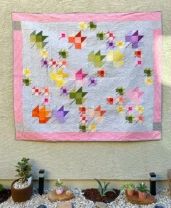 Rosa Steppdecke - Handarbeit Steppdecke - Ahornblattmuster Quilt - Bild 1 von 6