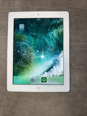 Apple iPad 4 MD514LL/A 32GB White Wi-Fi Tablet - Tested - Image 1 of 2