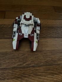 (Incomplete) (with Minifigures) LEGO Star Wars: Republic Fighter Tank (75182)