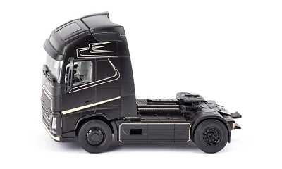 Siku 6731 Volvo FH16 4x2 SZM schwarz BT-APP 1:32 NEU/OVP - Bild 1 von 4