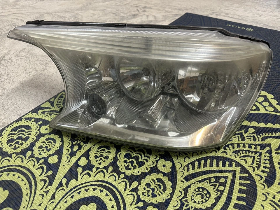 Левая фара водителя подходит для 04–07 RAINIER 15123955 - Изображение 1 из 4